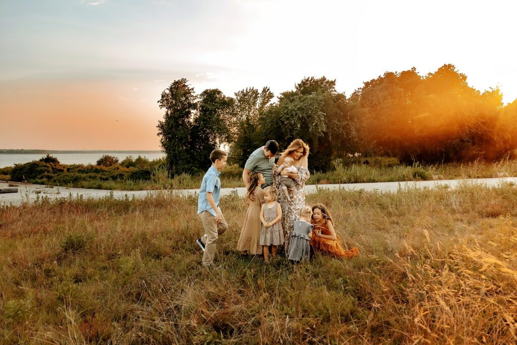 family playing during a stress-free photo shoot